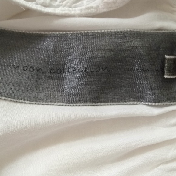 Moon Collection LA Sleeveless Top - Picture 5 of 8